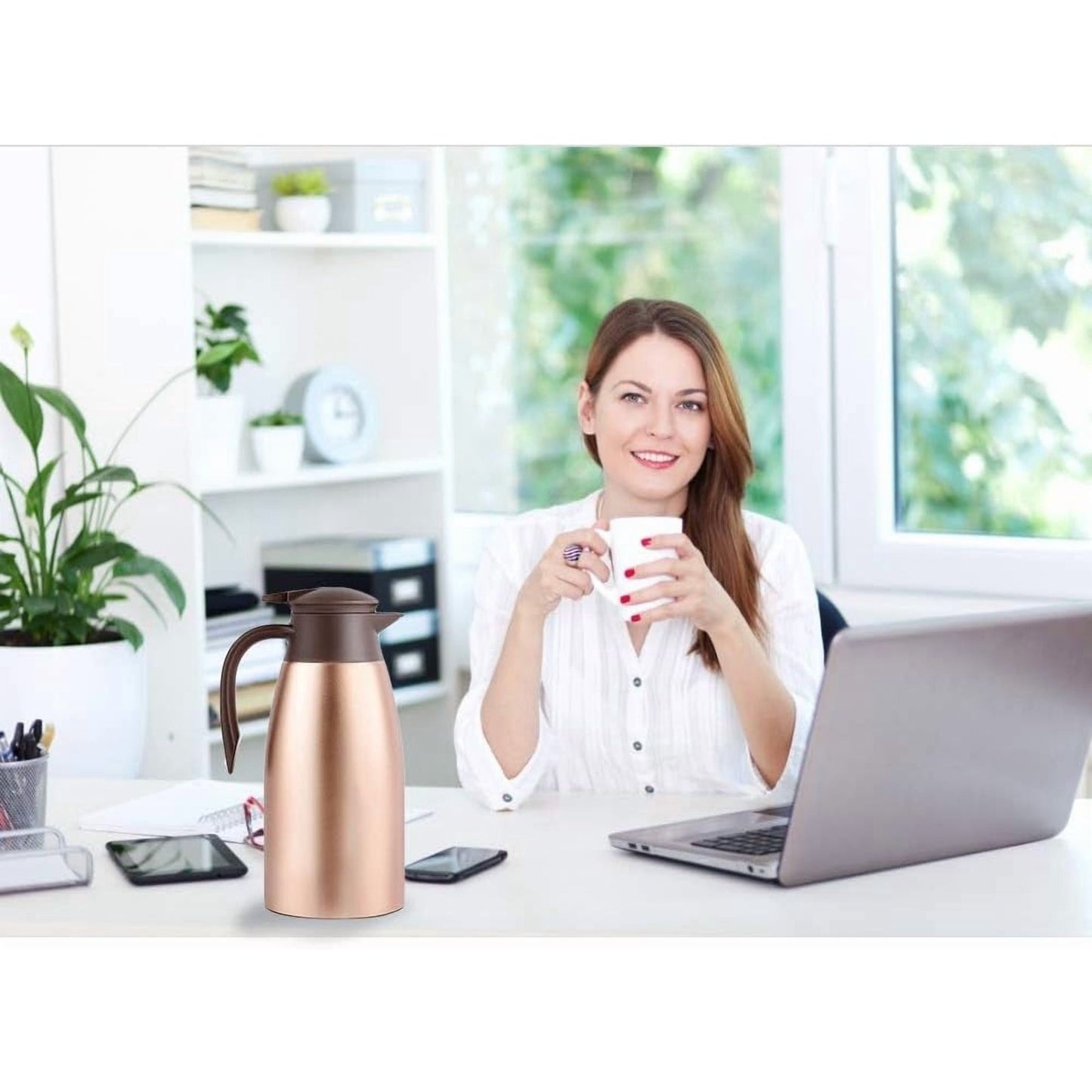 68oz Thermal Coffee Carafe, Stainless Steel Vacuum Insulated Coffee Thermos for Hot and Cold Beverage (Gold）